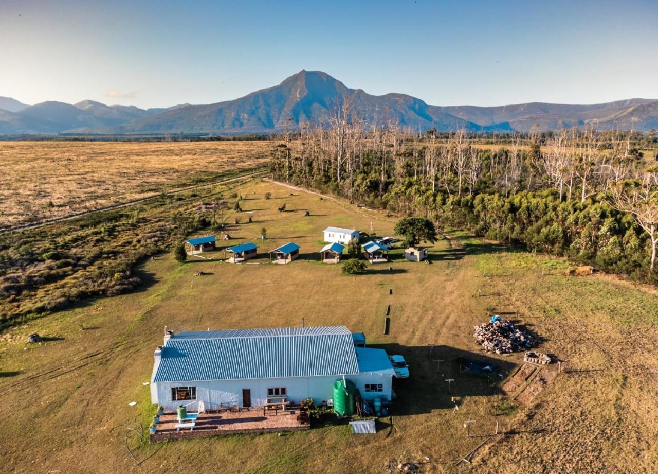 Cadeau Hiking And Accommodation Witelsbos 外观 照片